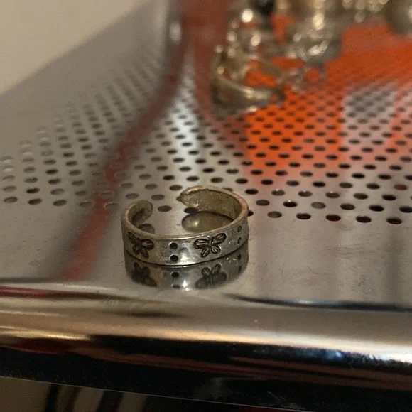 SELLING RINGS 💍💍💍💍 - Picture 14 of 16